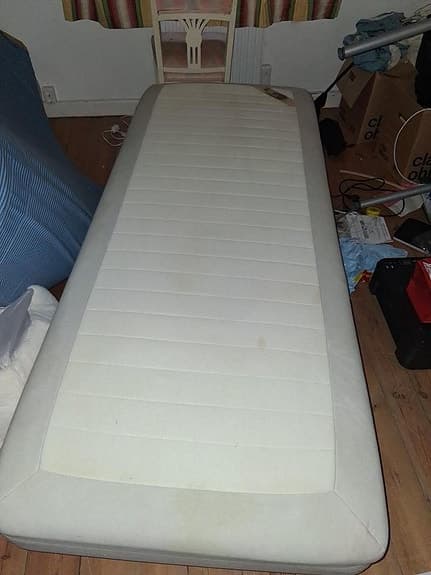 IKEA säng 90