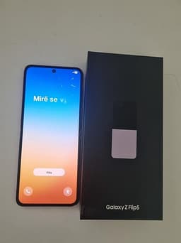 samsung galaxy z Flip5