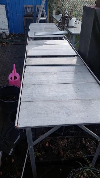 Alubord för växthus