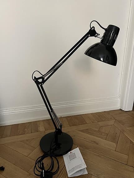 Snygg skrivbordslampa – ALBA ARCHITECT