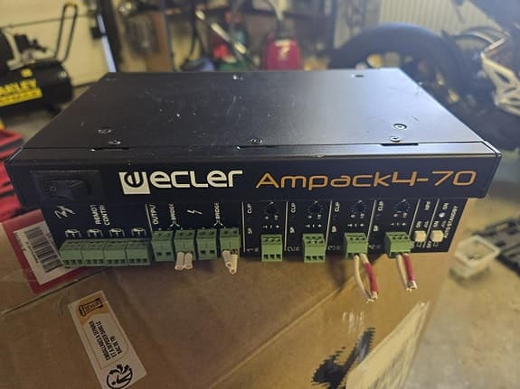 Förstärkare Ecler 4x70w