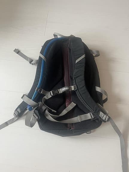 Camelbak - Rim Runner 22
