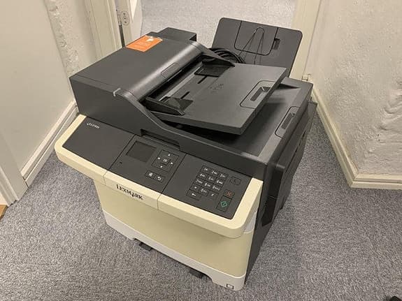 Lexmark färglaserskrivare (att användas för reservdelar)