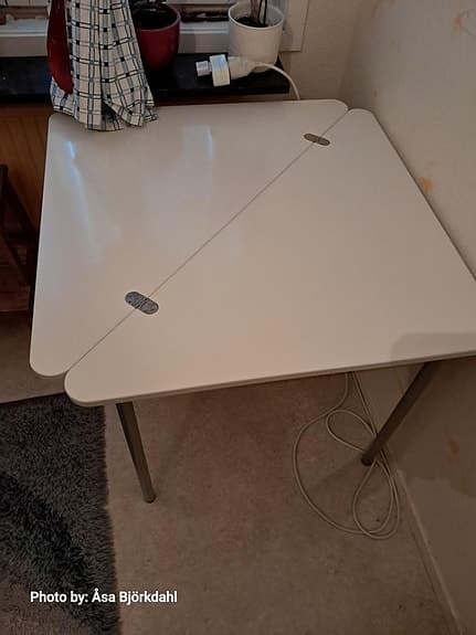 Köksbord för den lilla ytan ( ihopfällbart)