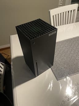 xbox series X två kontroller med