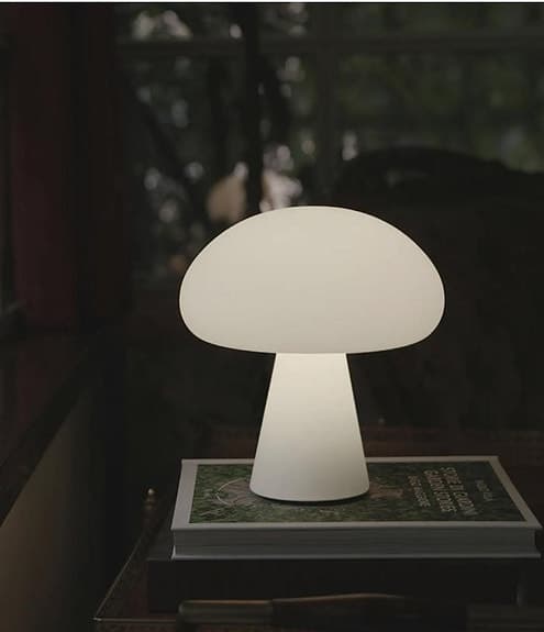 Gubi - Obello Bordslampa Portabel, Vit