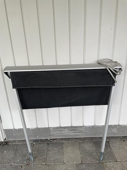 Mycket fin Fönstermarkis, mörkgrå(Hestra)
