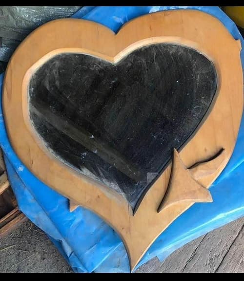 Spegel i form av hjärta