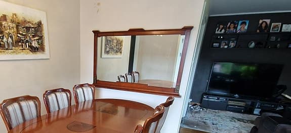 spegel i äkta valnöt träd
