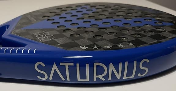Nytt Volea Saturnus – kraftfullt och stilrent padelracket