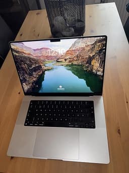 Macbook pro 16” m3 pro 36gb 512gb ssd silver