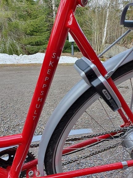 Skeppshult Nova Sport landsvägscykel, 8 vxl. Modenaröd. Dam