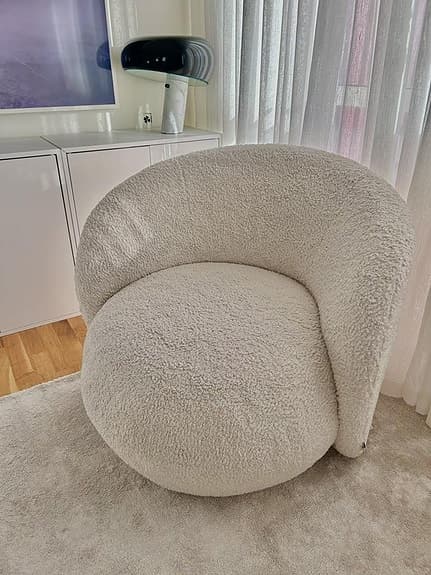 Fåtölj Bloom från Pastill