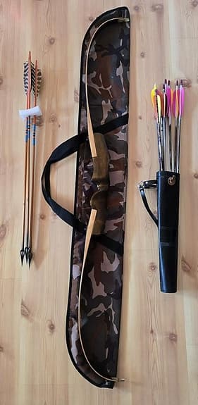 Recurve pibåge i trä