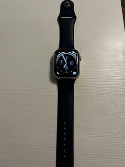 Apple Watch Series 8