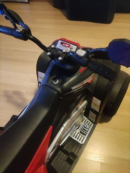 El fyrhjuling för barn
