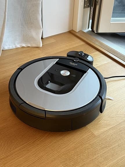 iRobot Roomba 965