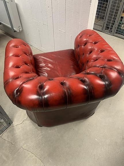Skinnfåtölj Chesterfield