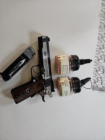 Soft air gun Colt Special Combat