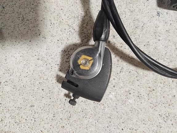 SRAM S7 växelreglage med vajer – fint skick!