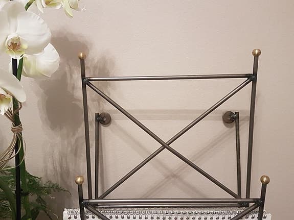 Tidningshållare, dokumentsamlare, för vägg
