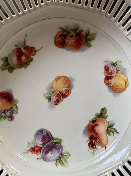 Vackert gammalt fat / skål