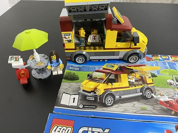 LEGO City Pizzabil
