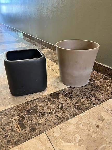 Två Stora Krukor (keramik)