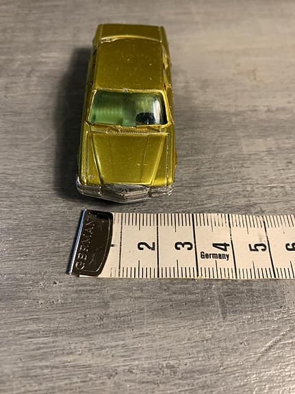 Leksaksbil Mercedes Benz 450 SEL från 1970 talet