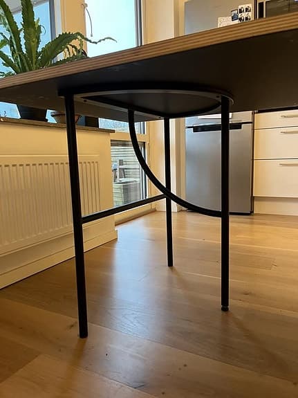 matbord 180cm från Bolia