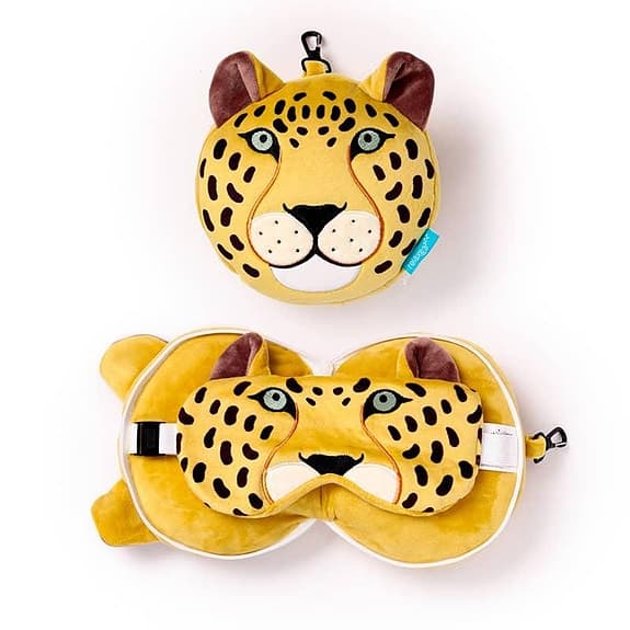 Relaxeazzz – Leopard Rund Resekudde & Ögonmask