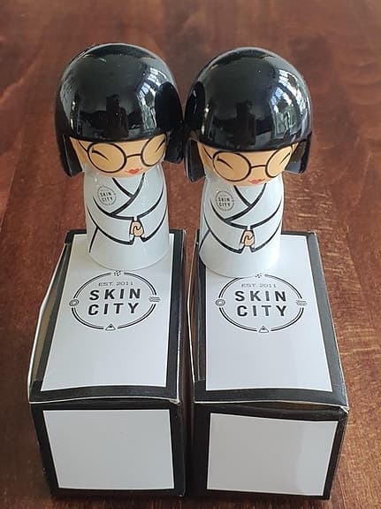 2 st kokeshi dockor 100kr Nya