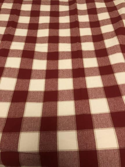 Rödvitrutiga gardinlängder