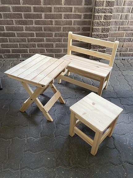 Barnmöbler, bänk, pall & fällbart bord i trä. Handgjorda!!!