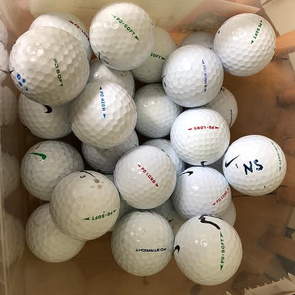 44 st. golfbollar NIKE PD och TaylorMade RBZ