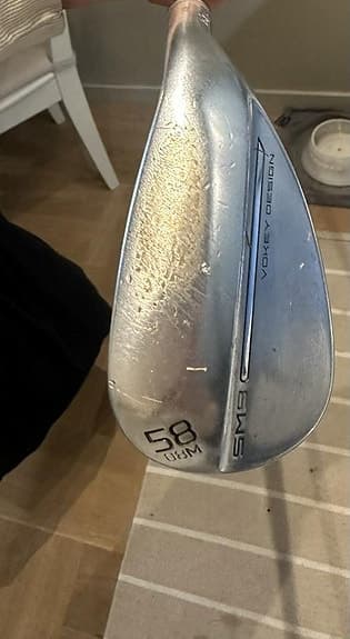 Bob Vokey wedgar 54/58 SM9, 50 SM7.