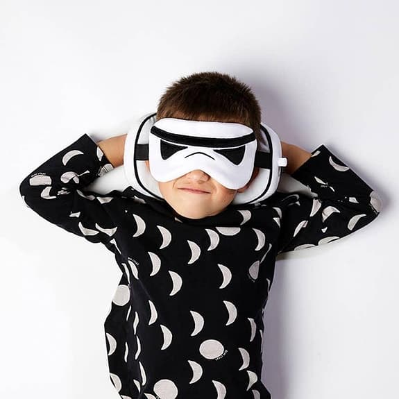 Relaxeazzz – The Original Stormtrooper Resekudde & Ögonma