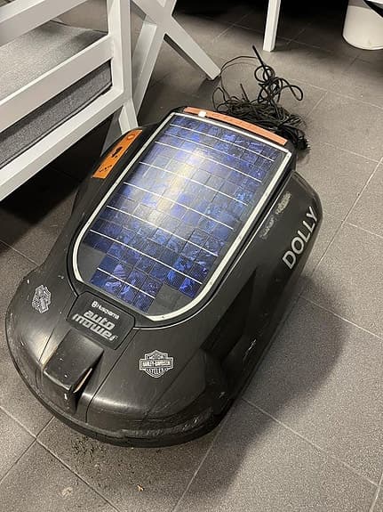 Husqvarna AutoMover Solar