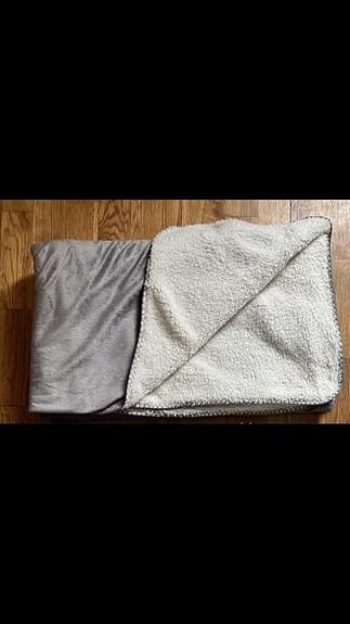 Fleecepläd med teddyfoder