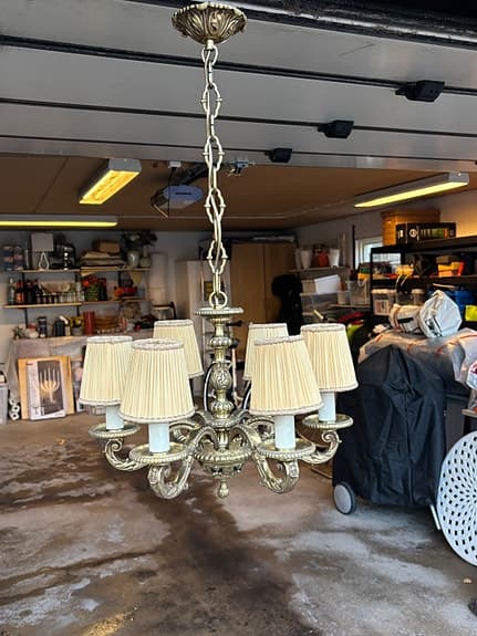 Antik 6-armad mässingslampa