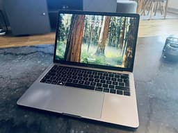 Macbook Pro 13" 2019 (touchbar)