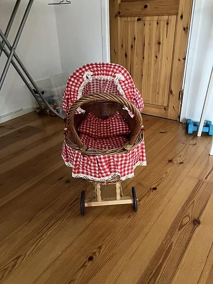 Dockvagn från slutet av 90-talet