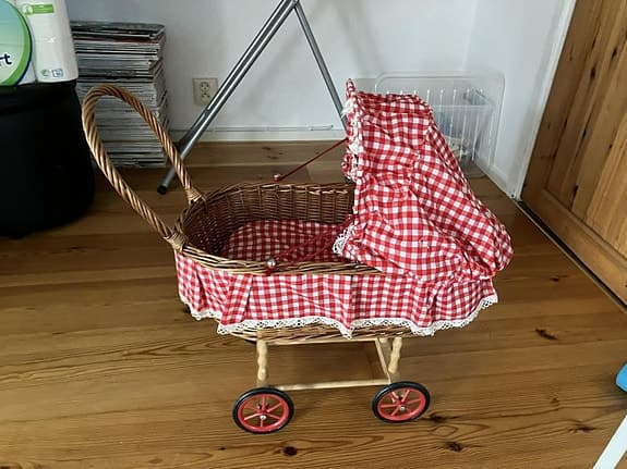 Dockvagn från slutet av 90-talet