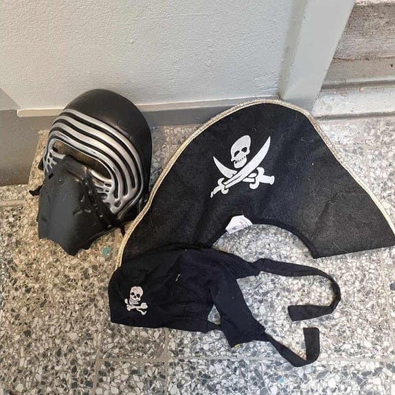 Maskeradkläder - Star Wars och 2 Pirat