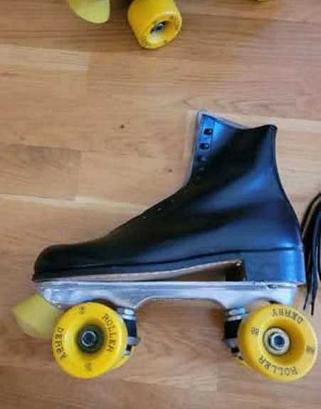 Rullskridskor för rollerderby, strl 8