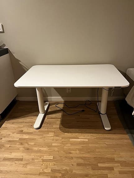 Höj- och sänkbart skrivbord 120 X 80