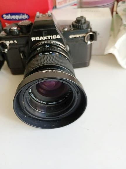 Konica med 4 objektiv, Praktica/2 objektiv