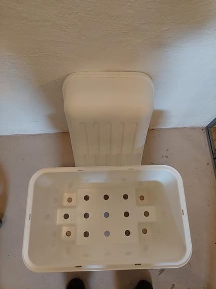 IKEA pall med förvaring plast vit