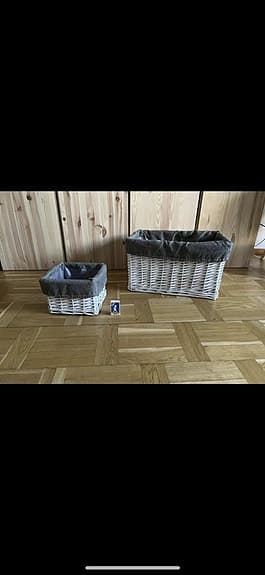 en Stor Förvarings Korg - Som Nya - En liten Korg