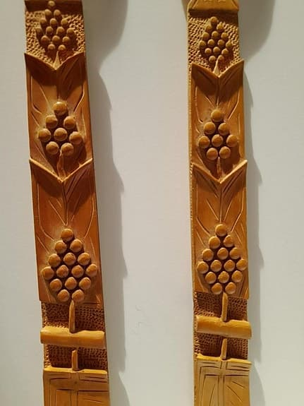 Dekorativa träbestick — snidade, 43 cm